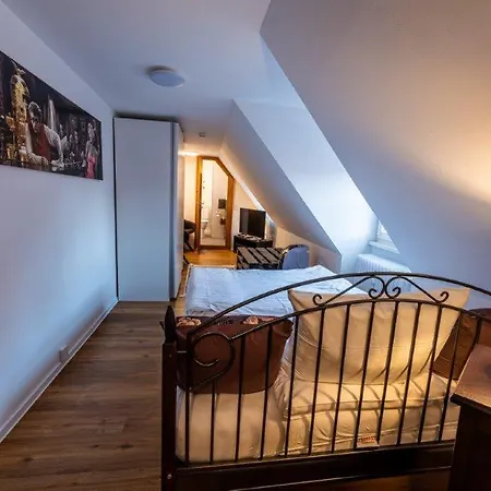 Szálloda Restaurant Dicker Mann Zum Blauen Krebs