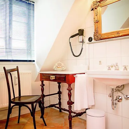 Restaurant Dicker Mann Zum Blauen Krebs Hotell Regensburg