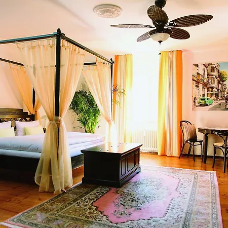 Szálloda Restaurant Dicker Mann Zum Blauen Krebs 3*