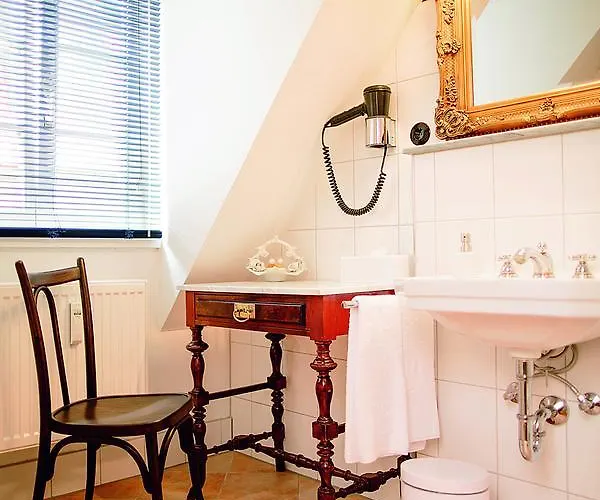 Restaurant Dicker Mann Zum Blauen Krebs Szálloda Regensburg