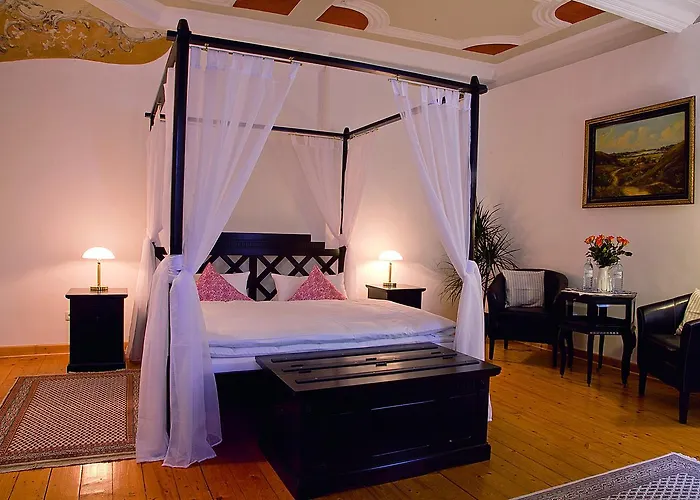 Restaurant Dicker Mann Zum Blauen Krebs Готель