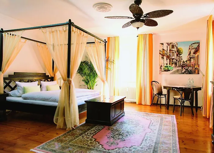 Szálloda Restaurant Dicker Mann Zum Blauen Krebs 3*